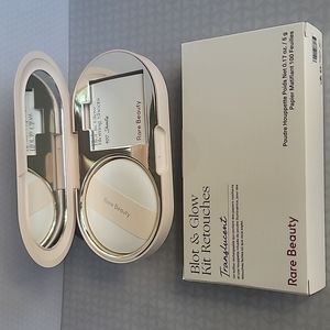 Rare Beauty Blot & Glow Kit Retouches - Translucent